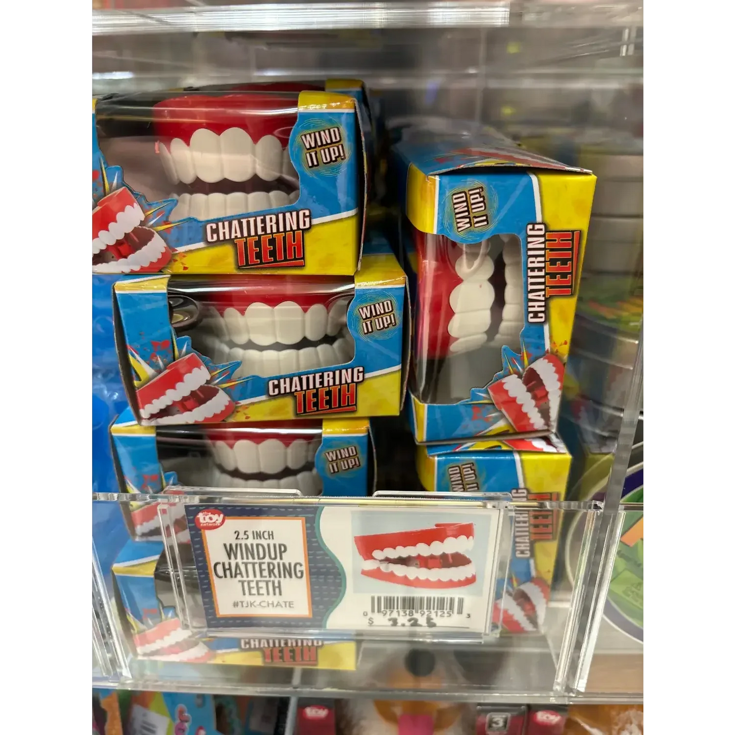 2.5" CHATTERING TEETH - - The Puntique