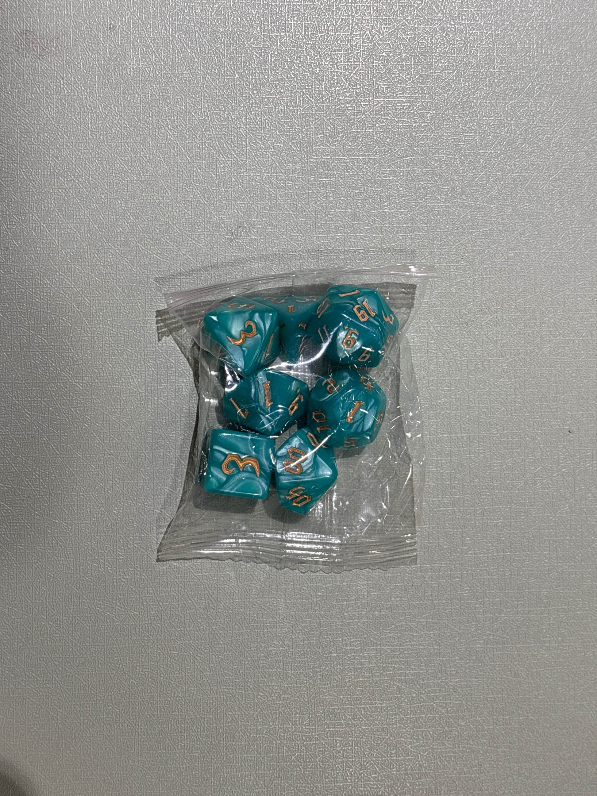 Dice Set (Random Set) - Amazon