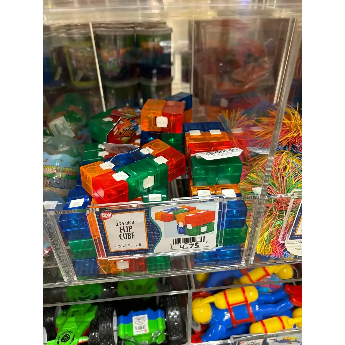 3.25" FLIP CUBE - - The Puntique