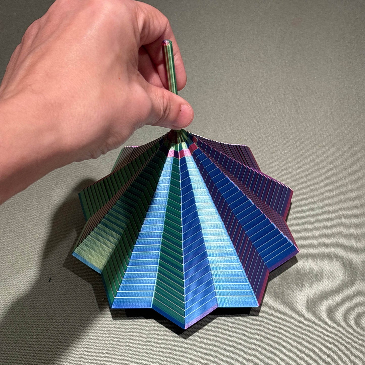 Fidget Star with Handle Visual & Sound, 3D Printed Desk Toy - Large - The Puntique