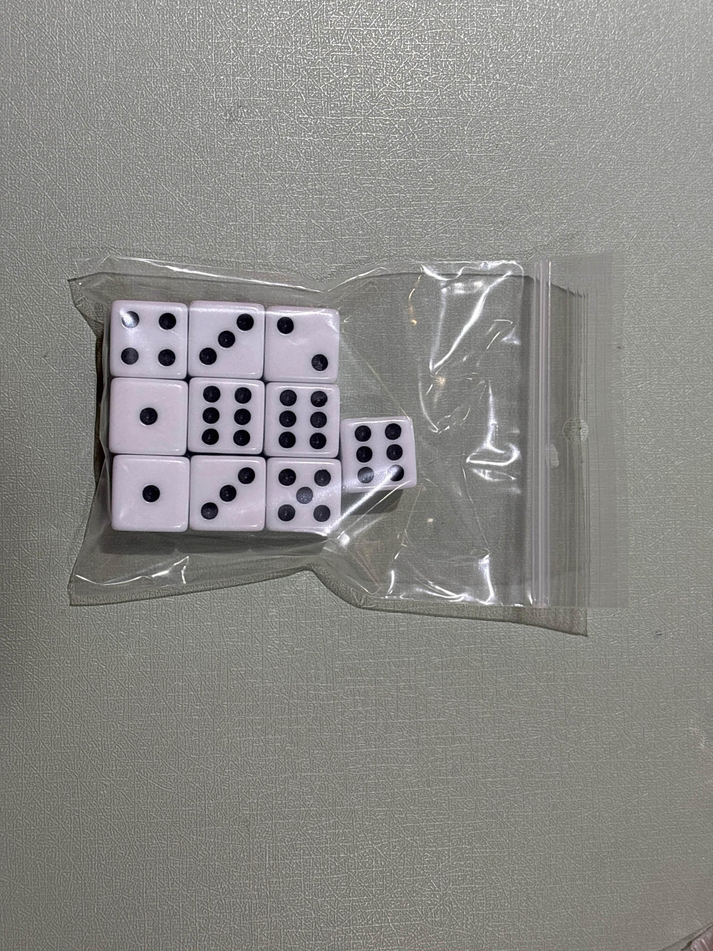 Dice Set (Random Set) - 10 White - The Puntique