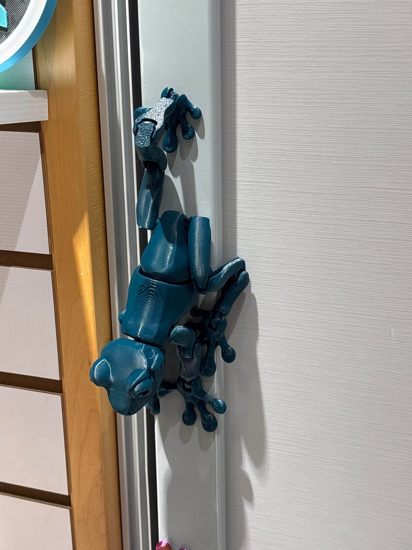 8” 3D printed articulated Fridge Frog - Fresh Prints of Bel Air