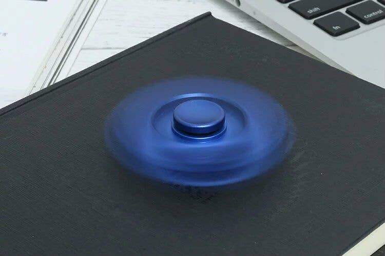 Fidget Spinners with Display Box – Stress Relief Toys - - The Puntique