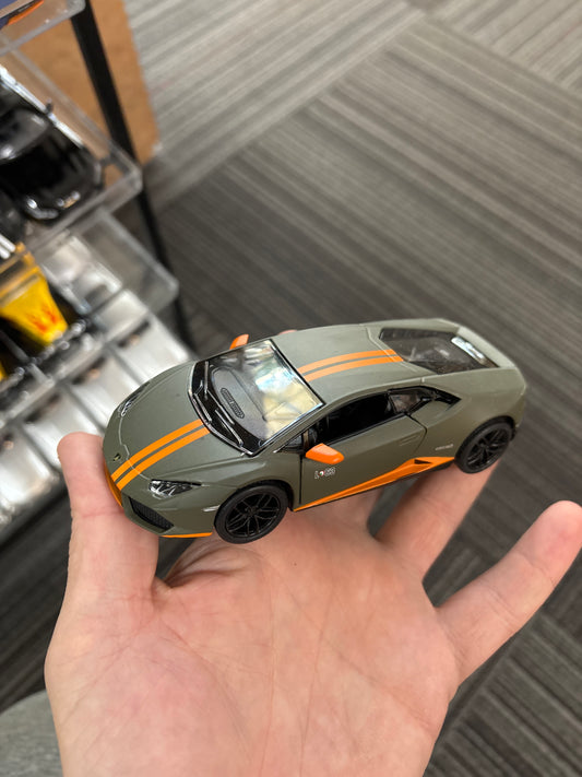 5" Diecast Pull Back Lamborghini Huracan LP 610-4 - Dark green - The Puntique