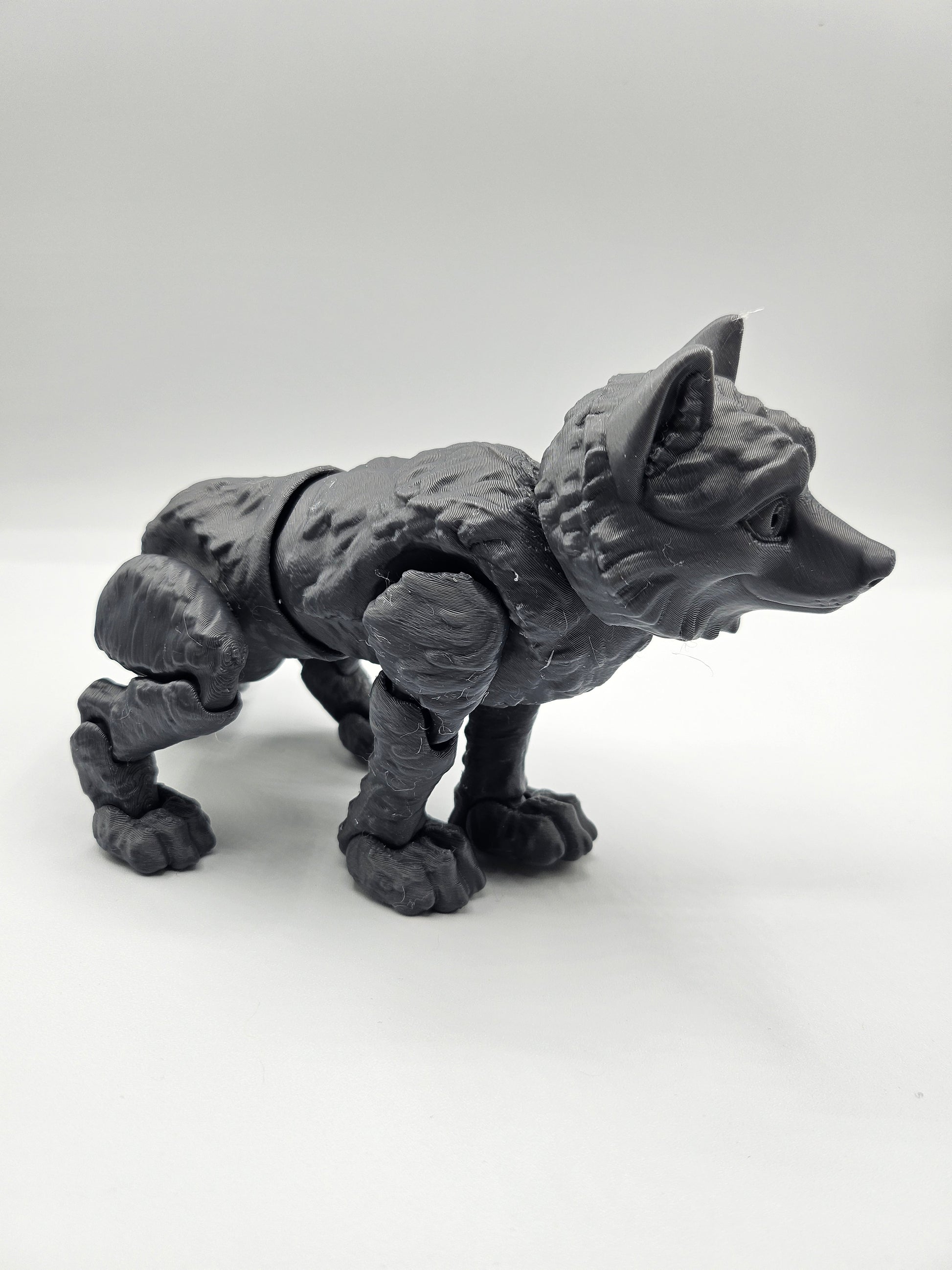 9” 3D printed articulated Standing Timber Wolf - - The Puntique
